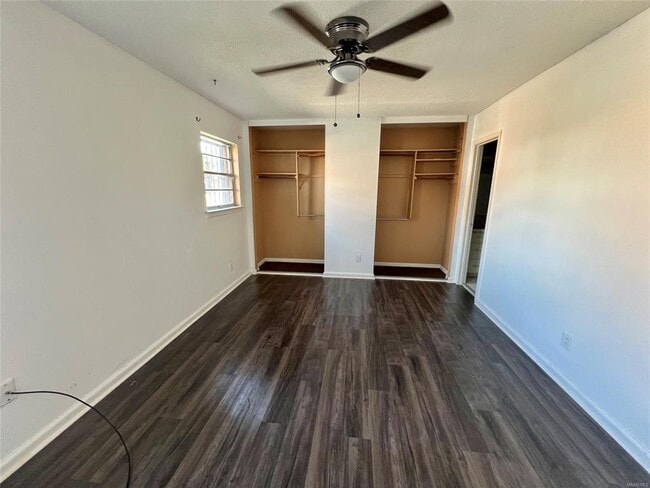 Building Photo - 307 Daman Dr