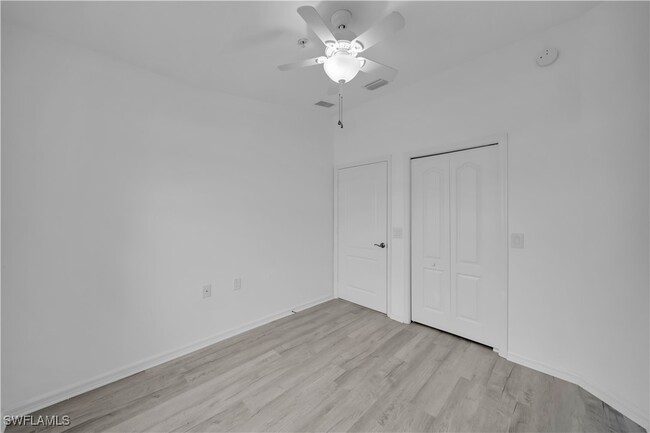 Building Photo - 365 Stella Maris Dr N