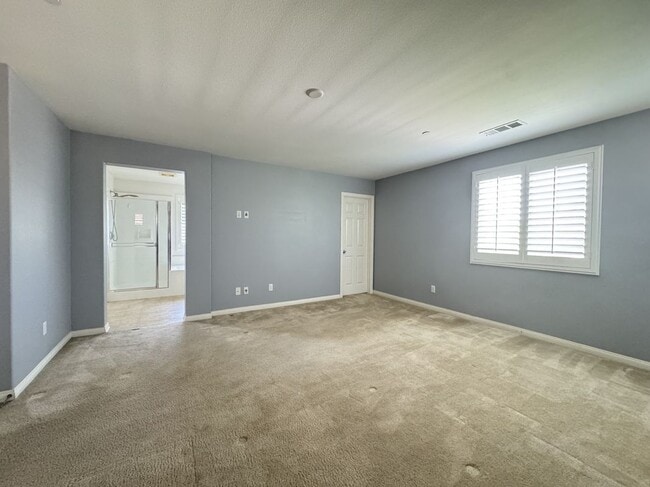 Building Photo - 7181 Logsdon Dr