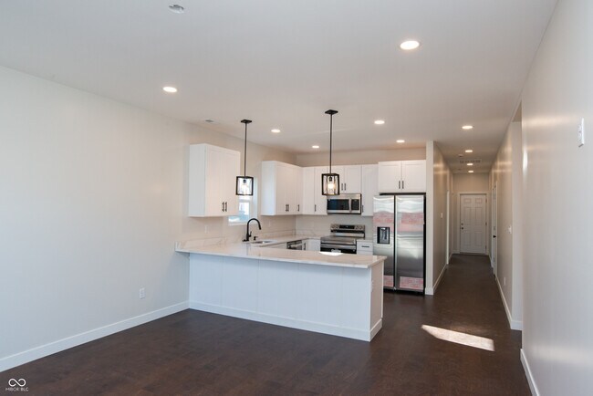 Building Photo - 3226 Keystone Lakes Way