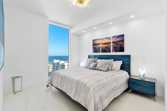 Building Photo - 151 N Seabreeze Blvd