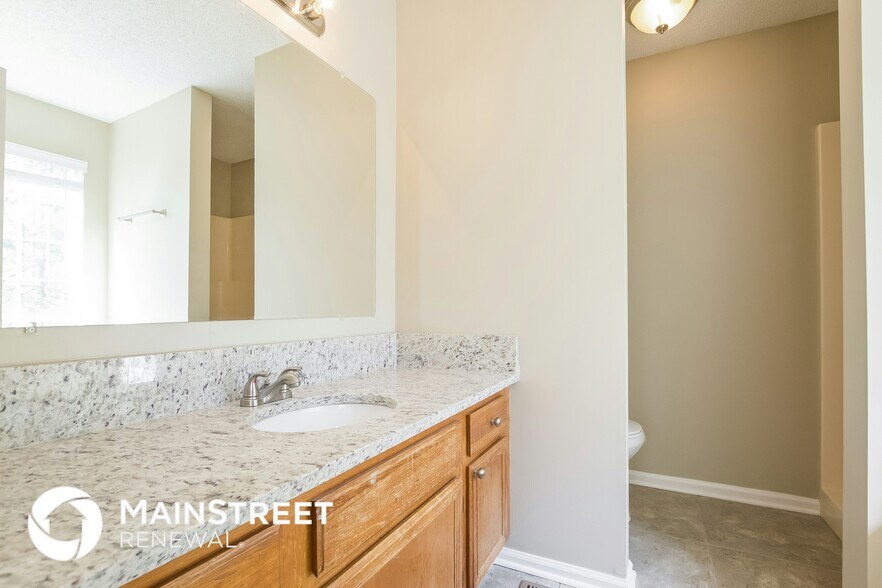 Building Photo - 7370 Hunters Ridge Dr