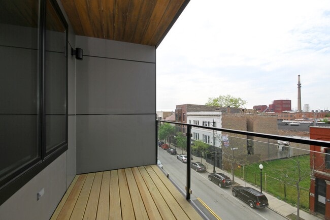 Building Photo - 2111 S Halsted St