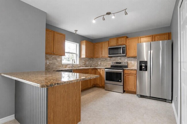 Building Photo - 402 Bridgewater Ct
