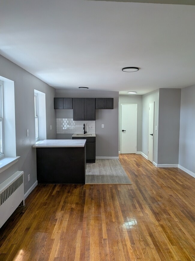 Building Photo - 1280 Clinton Ave