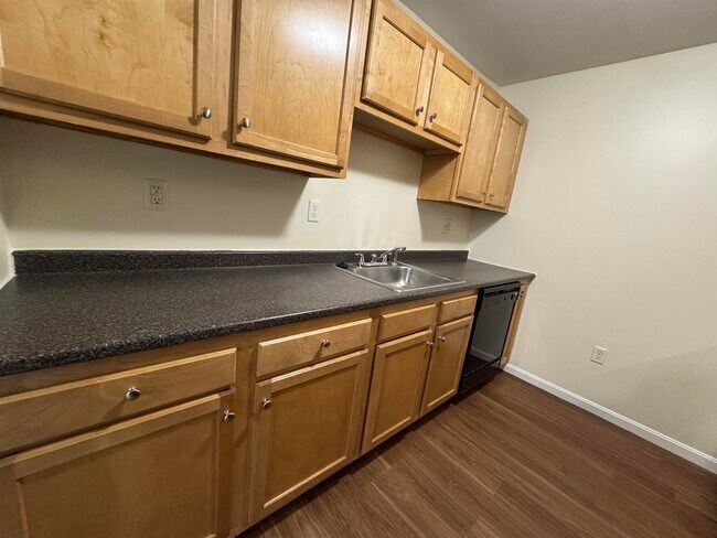 Building Photo - 50 Sentinel Court