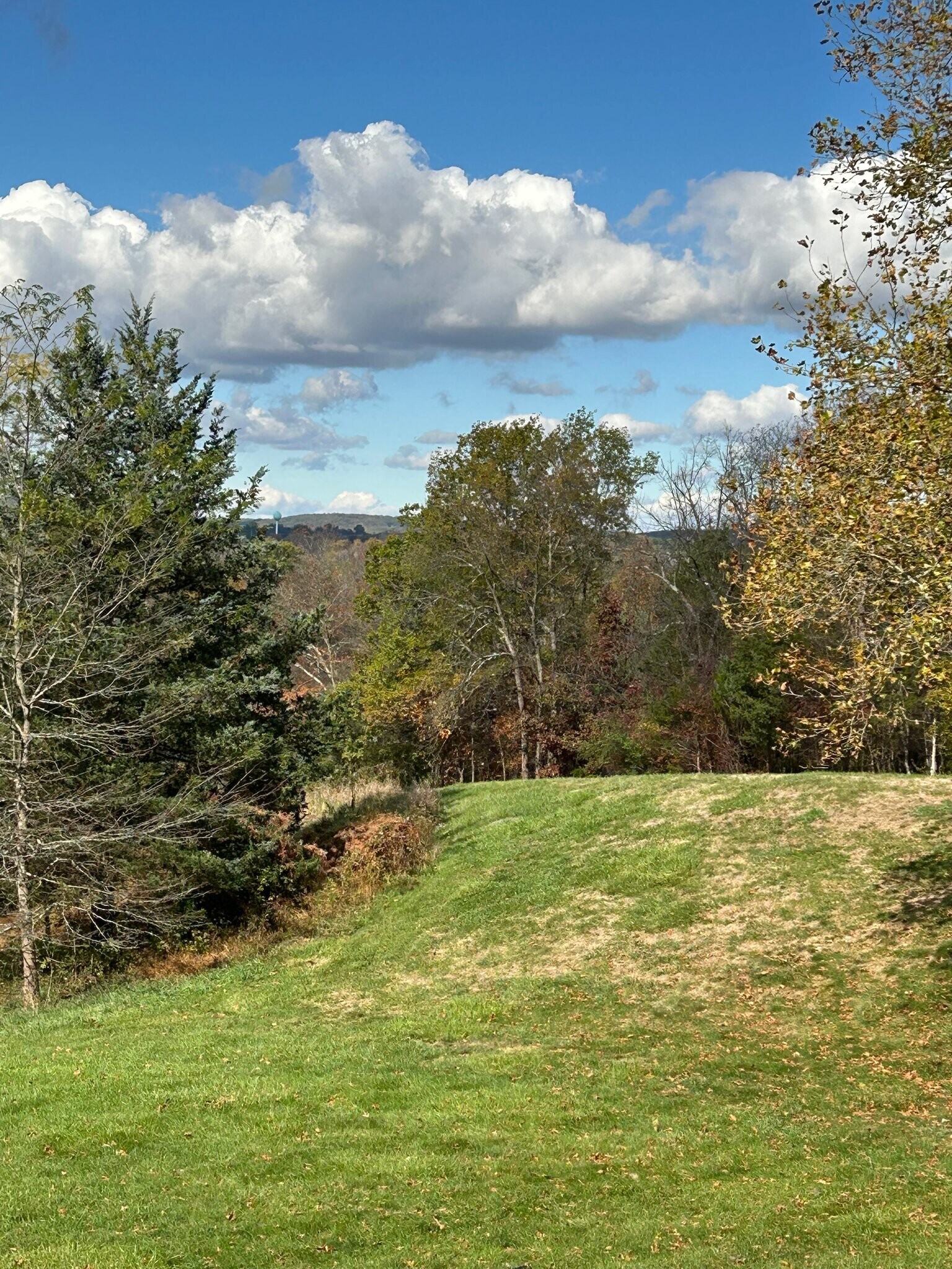 Building Photo - 36 Highland Cir