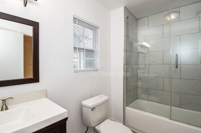 Building Photo - 83 Ormond St SE