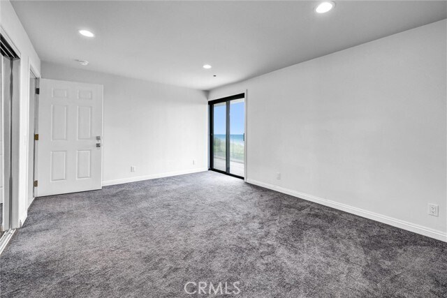 Building Photo - 1360 Baja St