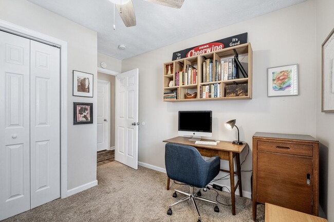 Building Photo - 3 Bedroom next to Wedgewood-Houston
