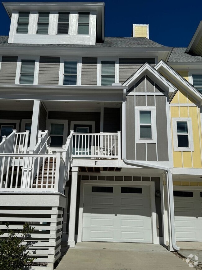 Building Photo - Outer Banks 3 Bedroom Year Round Rental