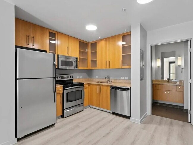 Building Photo - Spacious  contemporary, ultimate urban chic Loft  in the heart of downtown San Jose