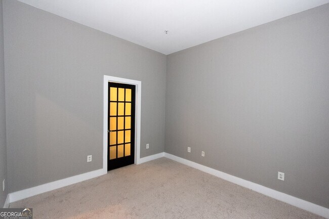 Building Photo - 1195 Milton Terrace SE