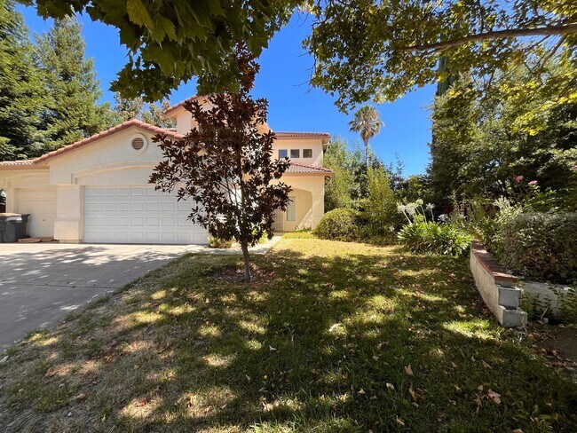 Building Photo - Bright & Spacious 4BR/3BA Home in Desirable East Davis – 1,980 Sq Ft