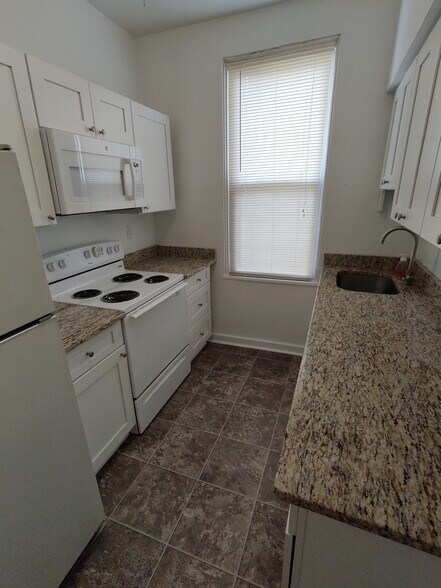 Building Photo - 341 Boggs Ave