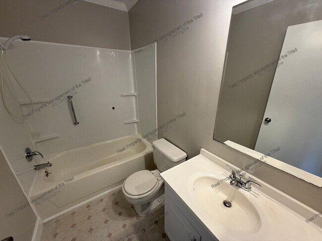 Building Photo - 4112 Elmyra Dr
