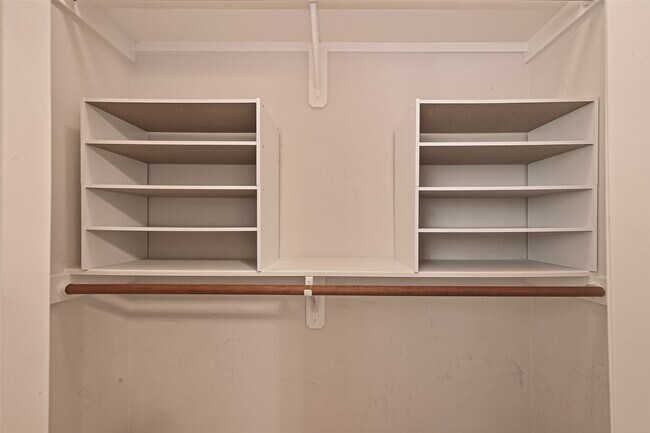 Building Photo - 431 Westmoreland St