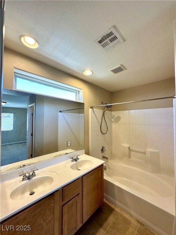 Building Photo - 6038 Devers Ct
