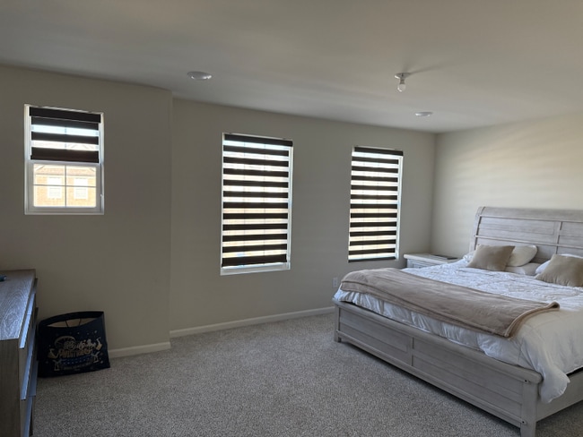 Building Photo - 421 Addison Cir