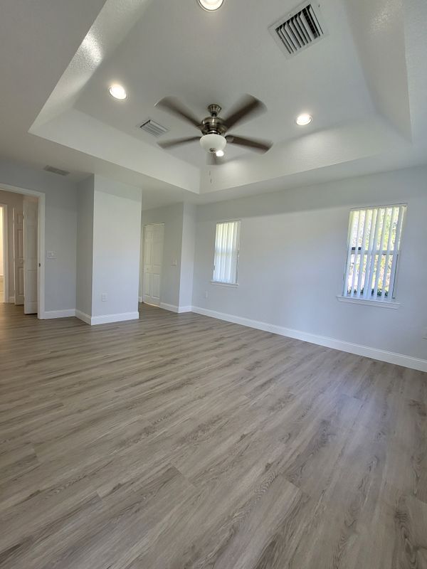 Building Photo - 1758 N Dovetail Dr