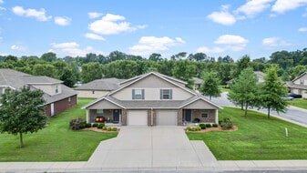 Building Photo - 171 Blackberry Dr
