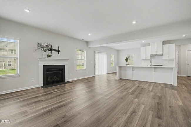 Building Photo - 1621 Crimson Leaf Ln