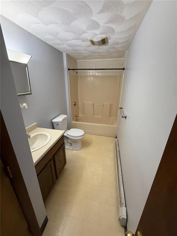 Building Photo - 61 Vale St