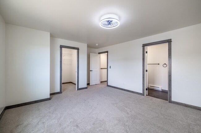 Building Photo - 3391 Crosswind Ct