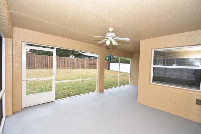 Building Photo - 26 Roller Ln
