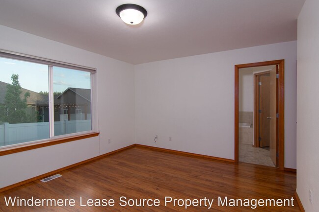 Building Photo - 3 br, 2 bath House - 17218 N Dakota Ln