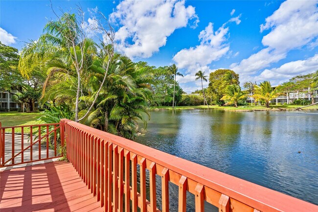 Building Photo - 777 SE 2nd Ave