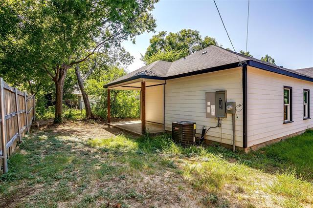 Building Photo - 1117 E Cantey St