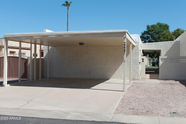 Building Photo - 2229 N Recker Rd