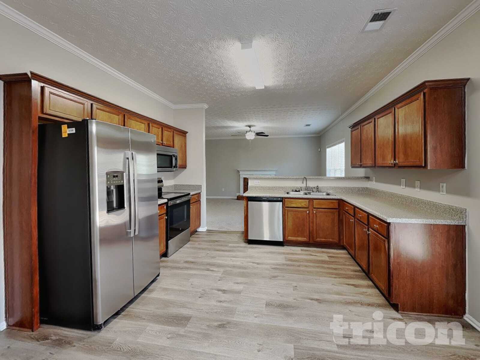 Building Photo - 1055 Crown Landing Pkwy