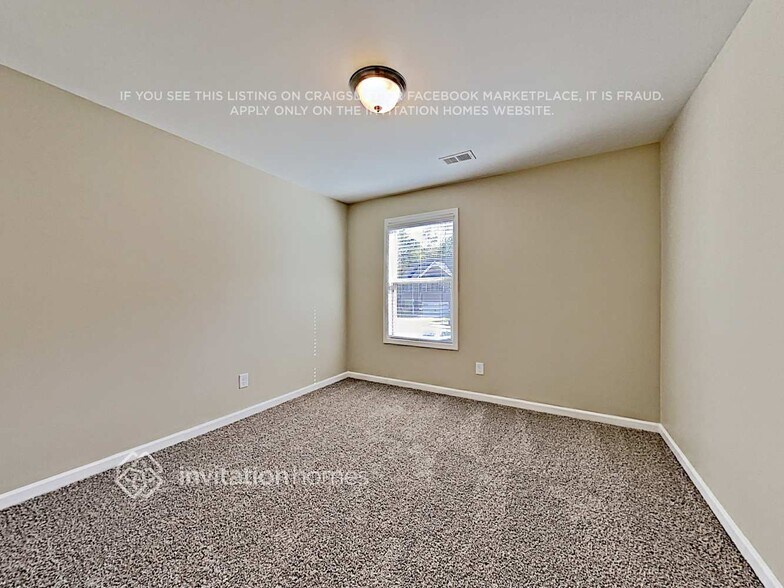 Building Photo - 76 White Trillium Dr