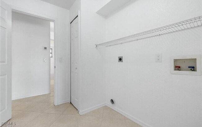 Building Photo - 1134 SW 28th Terrace