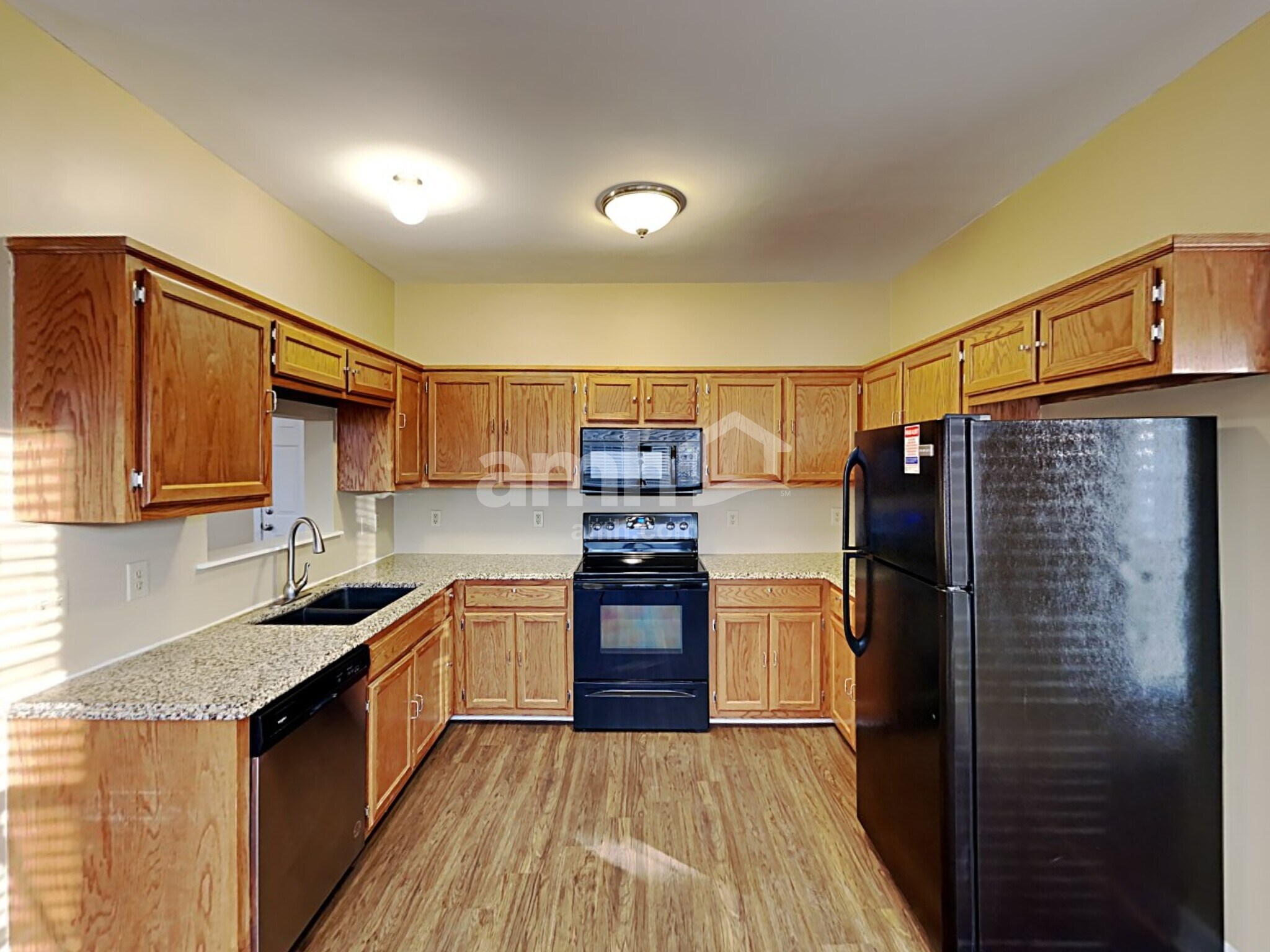 Building Photo - 1432 Brighton Cir