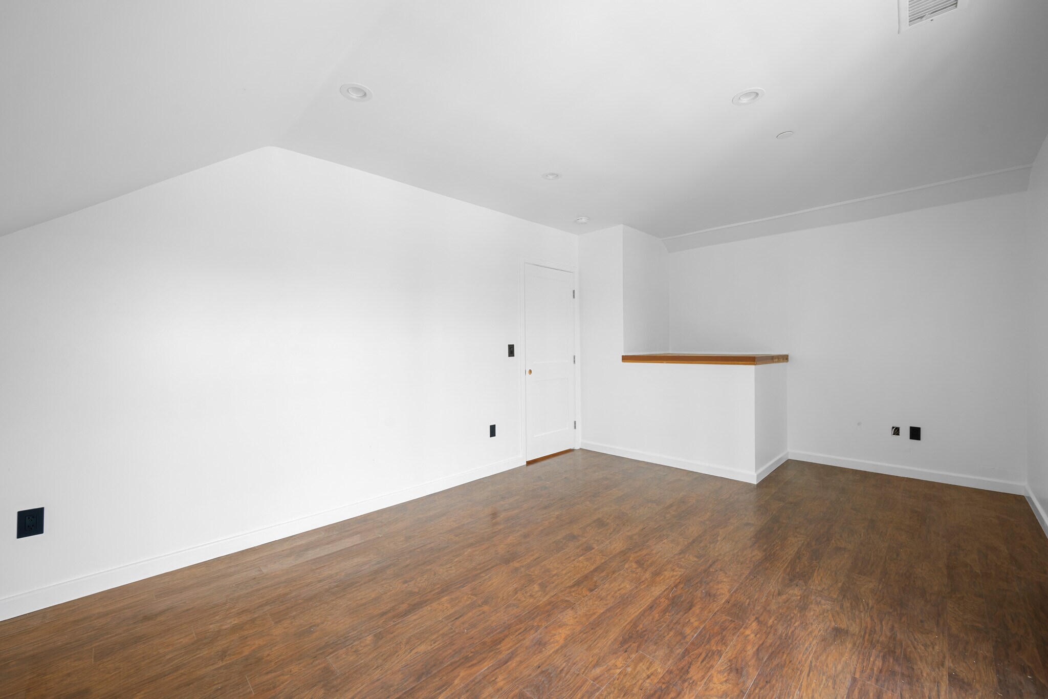 Building Photo - 2701 N Keystone St
