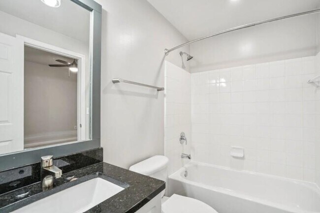 Building Photo - 405 Philip Blvd