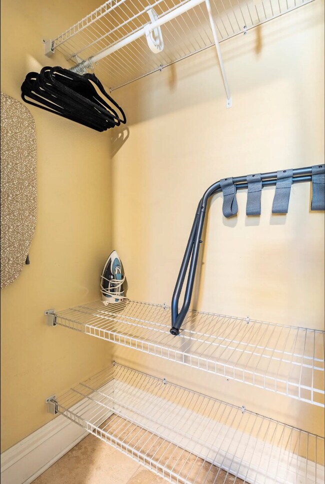 Building Photo - 611 S Orleans Ave