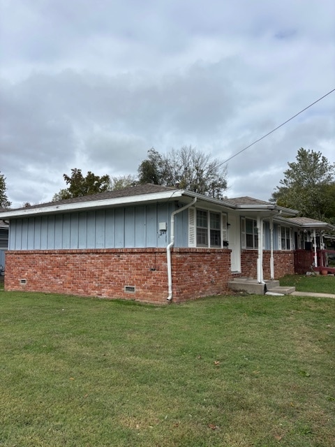 Primary Photo - 1347 E High St