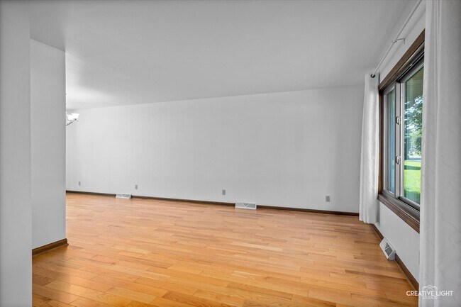 Building Photo - 13831 S Mallard Dr