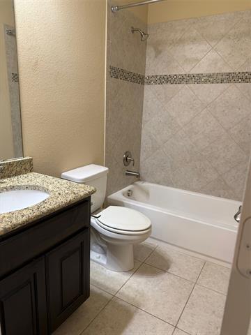 Building Photo - 627 Westhaven Rd