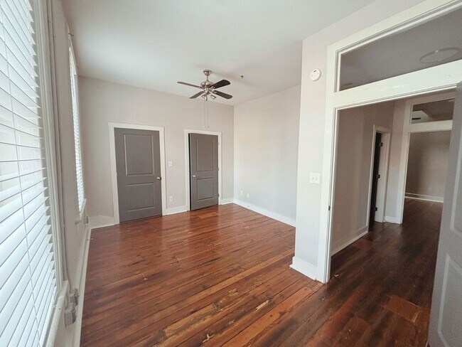 Building Photo - Garnett Street Apartments