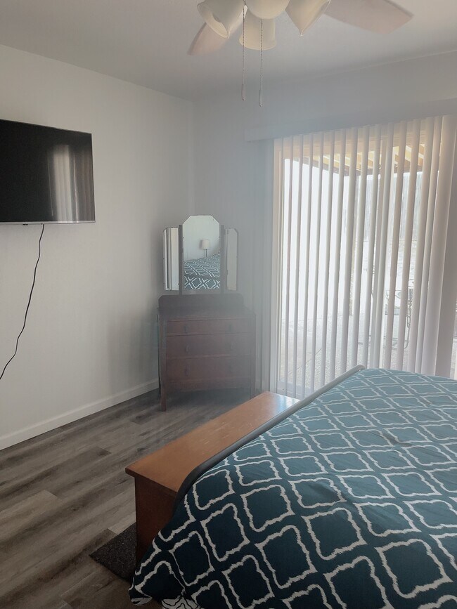 Building Photo - 7104 Elliot Ct