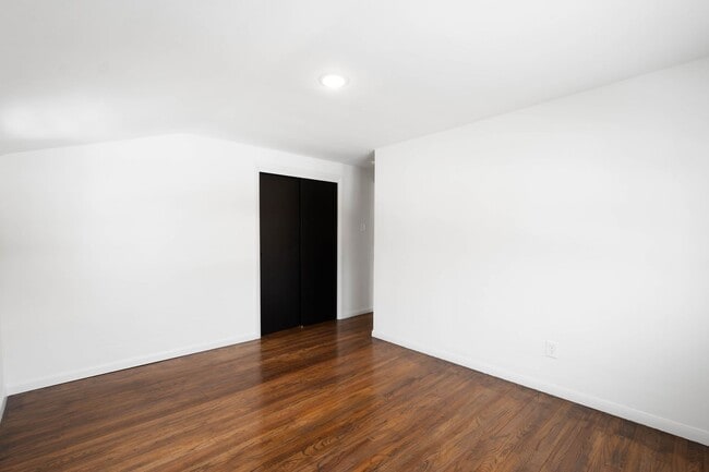 Building Photo - READY FOR MOVE-IN! Don't miss this FULLY RENOVATED 3-bedroom in Baldwin!