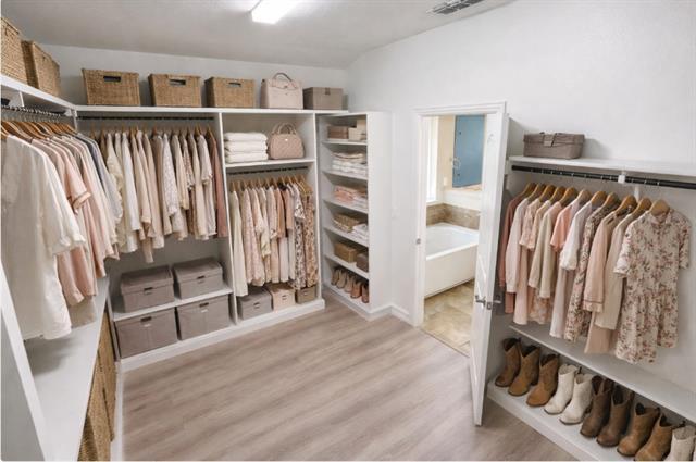 Building Photo - 2341 Olivia Ln