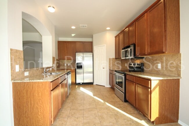 Building Photo - Beautiful Home in Sought-After Harker Heig...