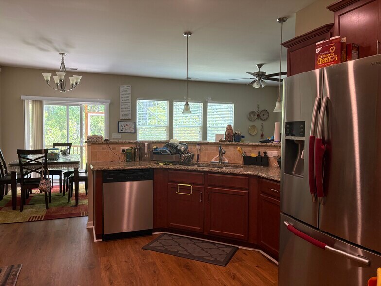Building Photo - 509 Durants Neck Ln