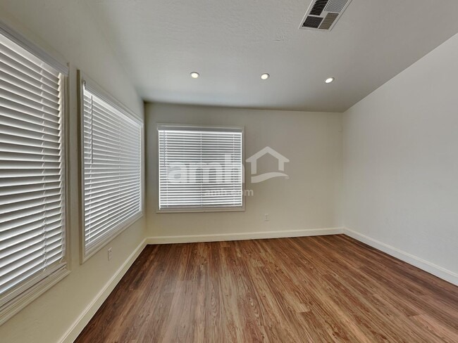 Building Photo - 8735 W Christopher Michael Ln